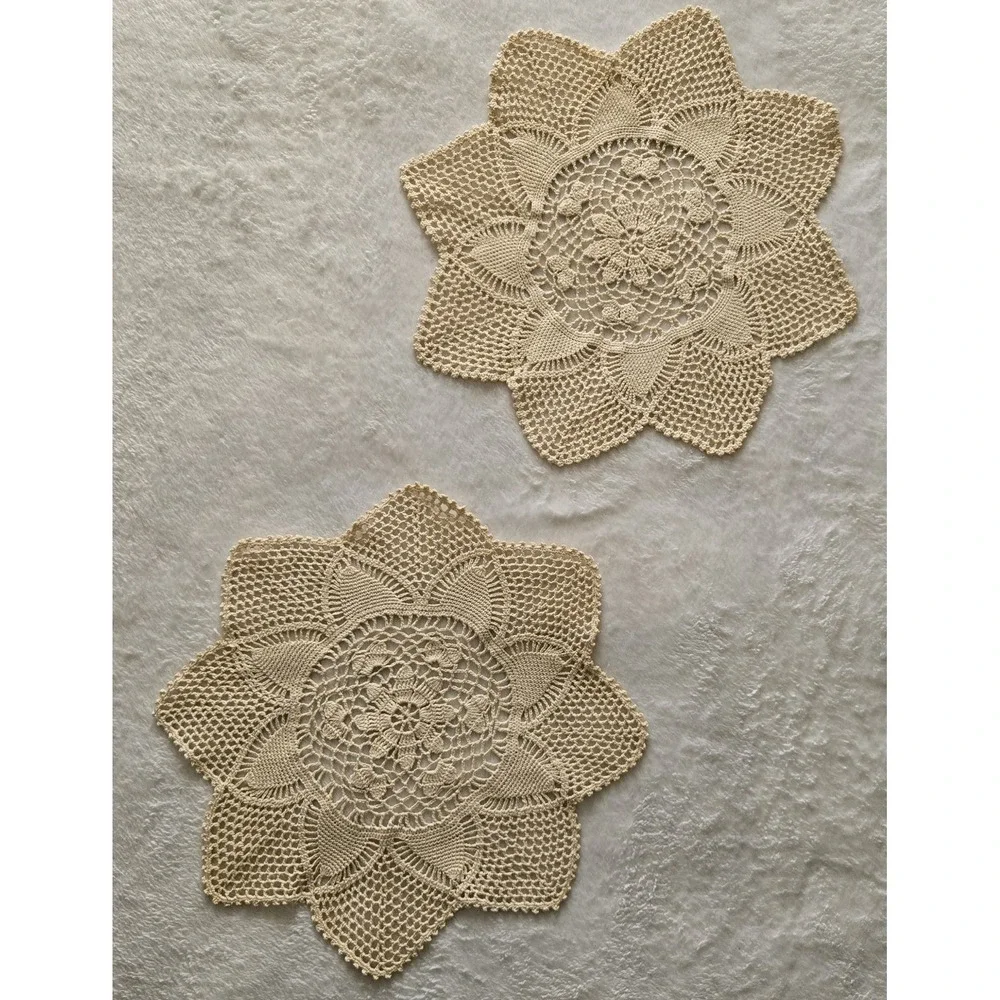 Vintage‎ Doily Crochet Handmade Pineapple Set 2 Beige Lace Table Topper 15